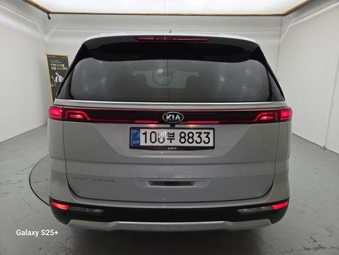 Kia Carnival Gasoline 9-Seater Signature — пробег 135 000 км — фото 2 из 5
