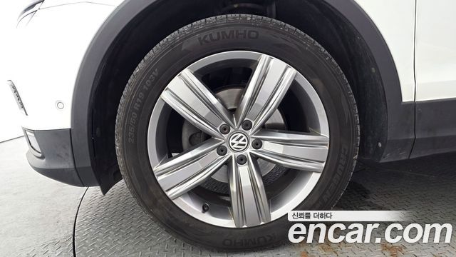 Volkswagen Tiguan из Кореи Encar