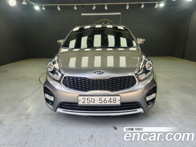 Kia Carens из Кореи Encar
