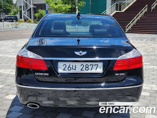 Hyundai Genesis из Кореи Encar