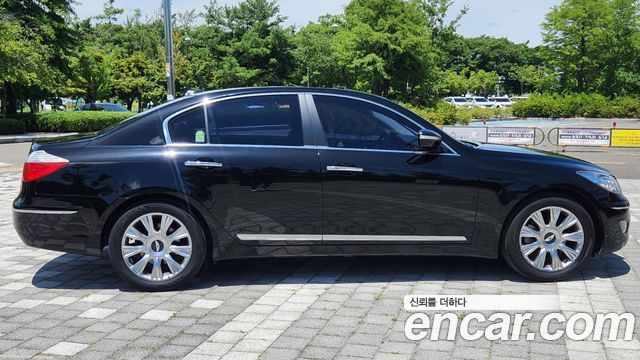 Hyundai Genesis из Кореи Encar