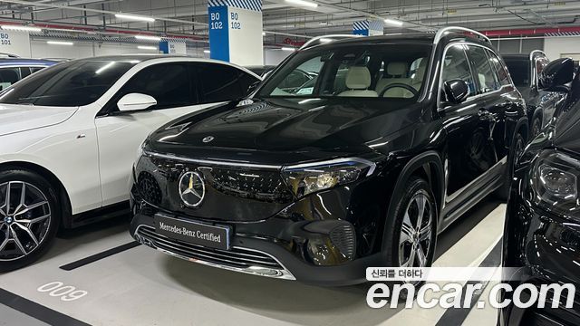 Mercedes-Benz EQB EQB300 4MATIC AMG Line — пробег 6 000 км — фото 1 из 5