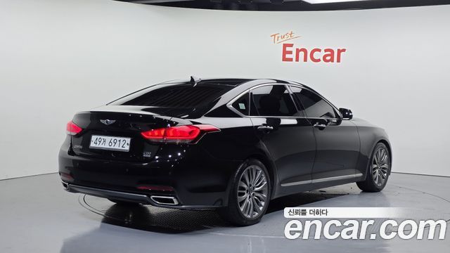 Hyundai Genesis из Кореи Encar