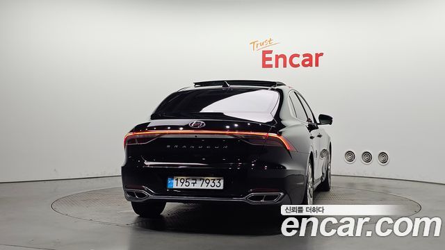 Hyundai Grandeur из Кореи Encar