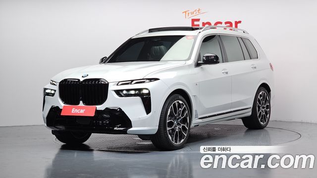 BMW X7 xDrive 40i M Sport 6STR — пробег 5 445 км — фото 1 из 5