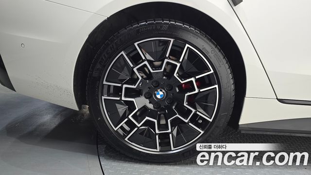 BMW i4 из Кореи Encar