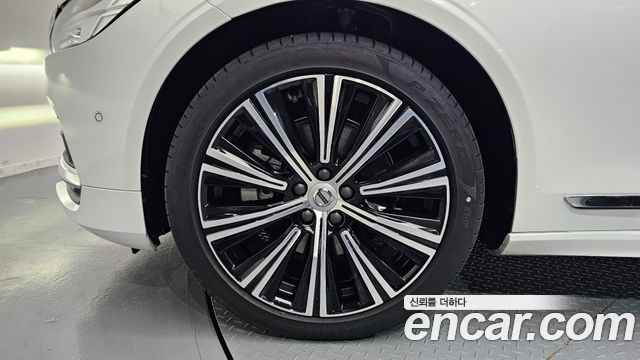 Volvo S90 из Кореи Encar