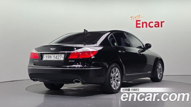 Hyundai Genesis из Кореи Encar