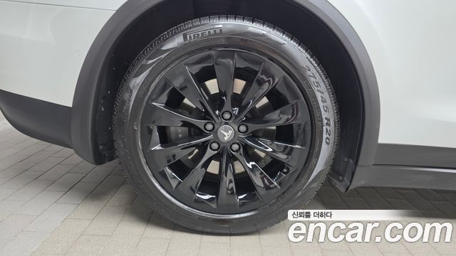 Tesla Model X из Кореи Encar