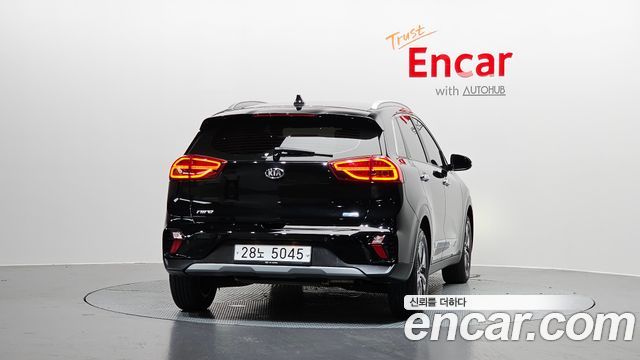 Kia Niro из Кореи Encar