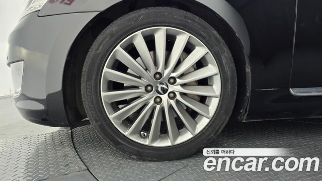 Hyundai Equus из Кореи Encar