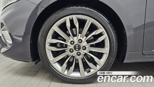 Kia K7 из Кореи Encar