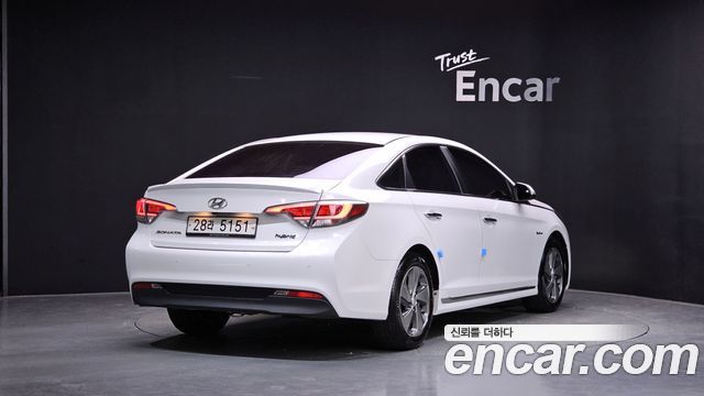 Hyundai Sonata 2.0 HEV Premium — пробег 168 361 км — фото 2 из 5