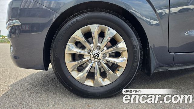 Ssangyong KORANDO из Кореи Encar