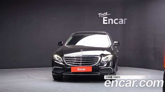 Mercedes-Benz E-Class из Кореи Encar