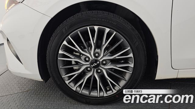 Kia K3 из Кореи Encar