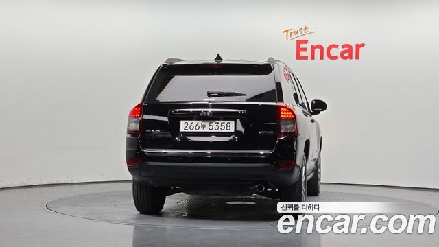 Jeep Compass из Кореи Encar