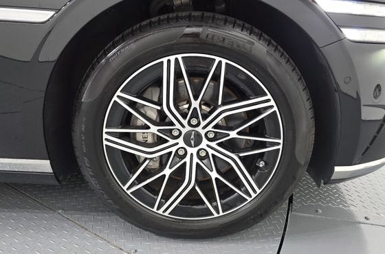 Genesis G90 Gasoline 3.5 Turbo AWD — пробег 75 420 км — фото 5 из 5