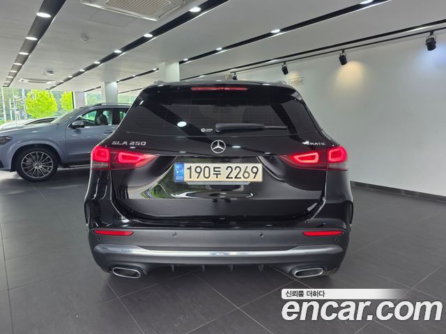 Mercedes-Benz GLA-Class из Кореи Encar