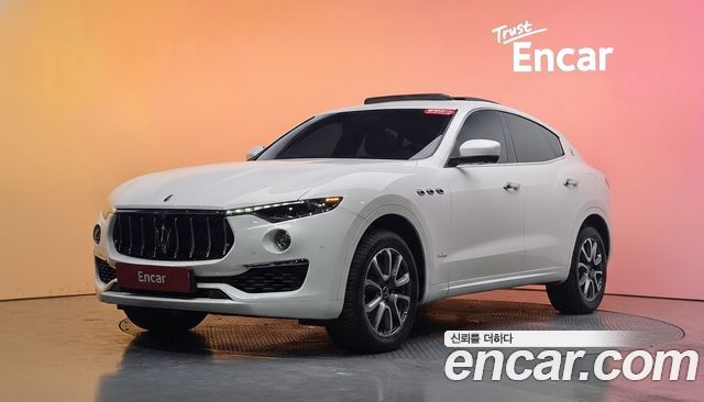 Maserati Levante из Кореи Encar