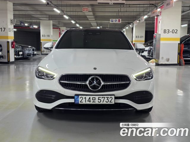 Mercedes-Benz C-Class C300 4MATIC Avantgarde — пробег 27 000 км — фото 2 из 5