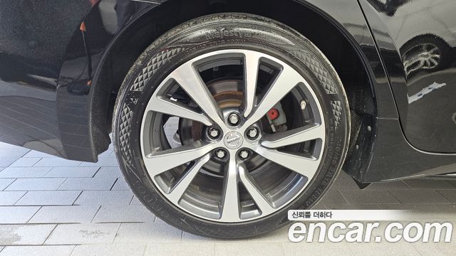 Nissan Maxima из Кореи Encar