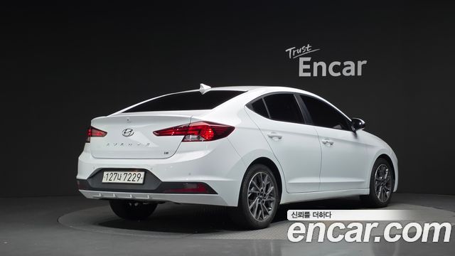 Hyundai AVANTE из Кореи Encar