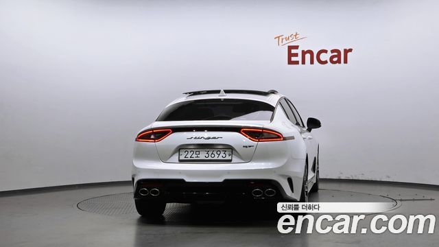 Kia Stinger из Кореи Encar