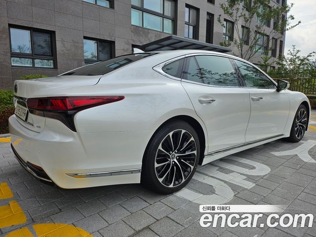 Lexus LS из Кореи Encar