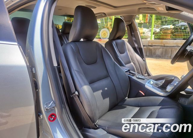 Volvo S60 из Кореи Encar