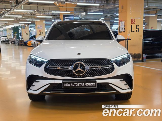 Mercedes-Benz GLC-Class GLC300 4MATIC AMG Line — пробег 2 600 км — фото 3 из 5