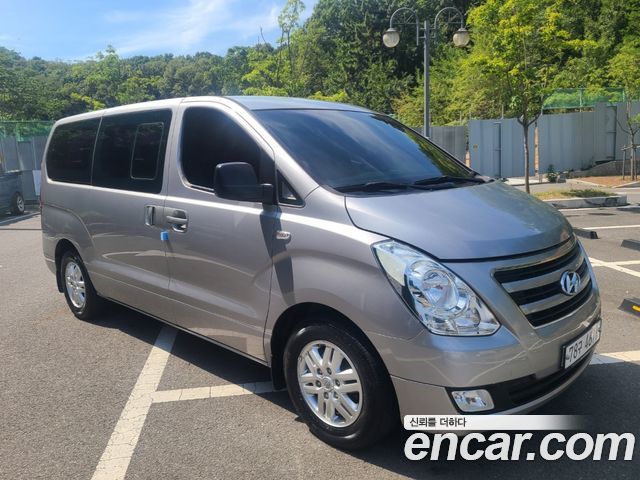 Hyundai Starex 11-Seater Wagon Smart — пробег 124 984 км — фото 3 из 5
