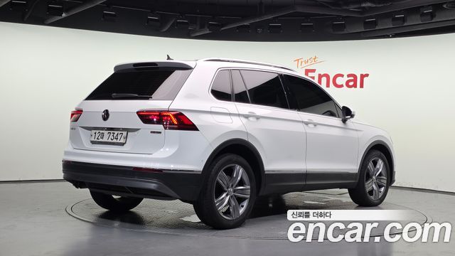 Volkswagen Tiguan 2.0 TDI 4Motion Prestige — пробег 340 803 км — фото 2 из 5
