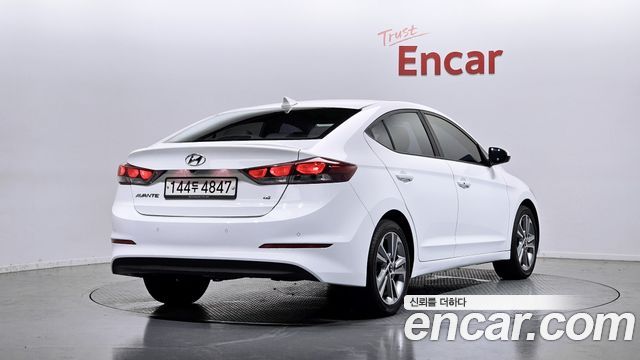 Hyundai AVANTE из Кореи Encar