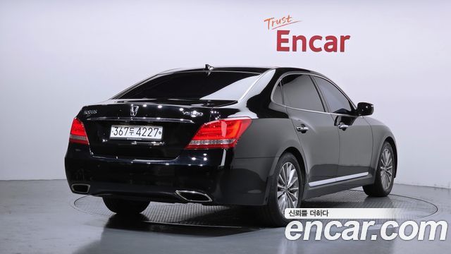 Hyundai Equus из Кореи Encar