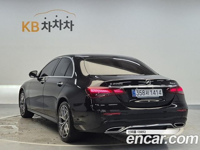 Mercedes-Benz E-Class из Кореи Encar