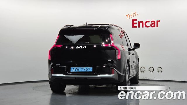 Kia EV9 из Кореи Encar