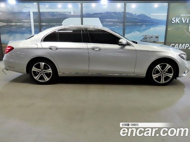 Mercedes-Benz E-Class из Кореи Encar
