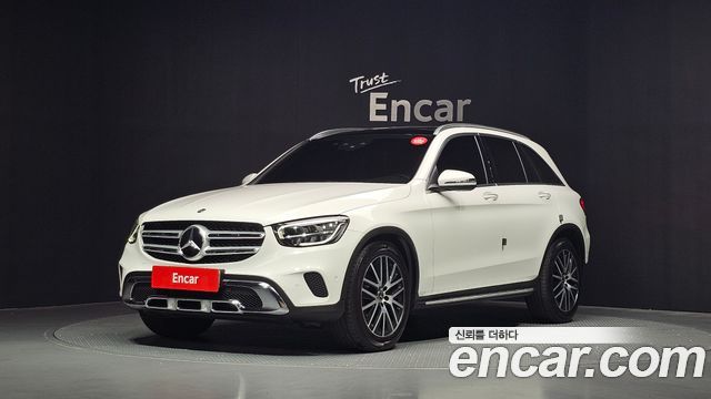 Mercedes-Benz GLC-Class GLC300 4MATIC — пробег 122 845 км — фото 1 из 5