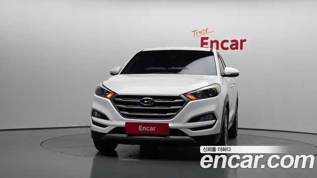 Hyundai Tucson Diesel 2.0 2WD Style — пробег 331 374 км — фото 3 из 5