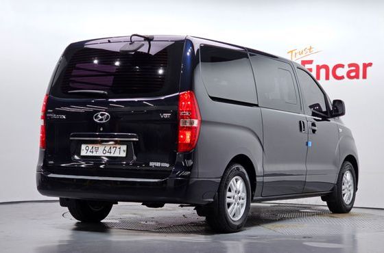 Hyundai Starex Van 5-Seater Smart — пробег 105 432 км — фото 2 из 5