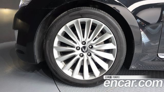 Hyundai Equus из Кореи Encar