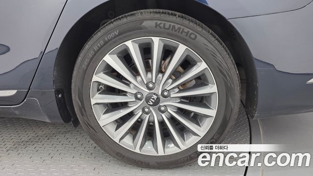 Kia K7 из Кореи Encar