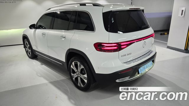 Mercedes-Benz EQB из Кореи Encar