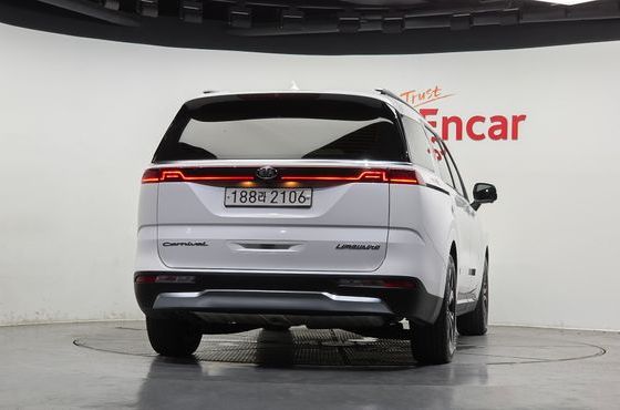 Kia Carnival 7-Seater Signature — пробег 42 789 км — фото 4 из 5