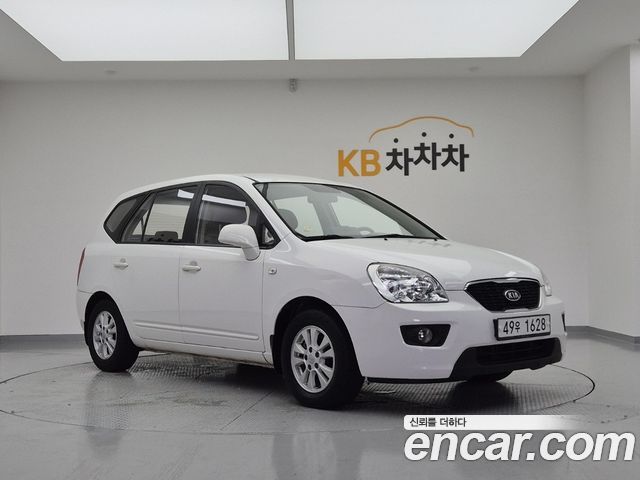 Kia Carens из Кореи Encar