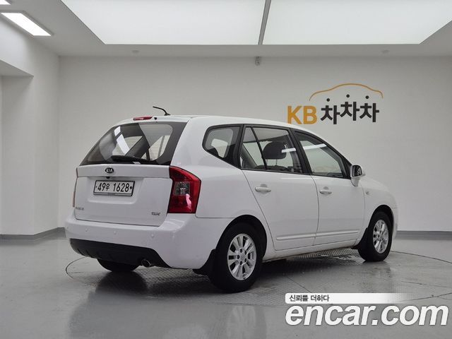 Kia Carens из Кореи Encar