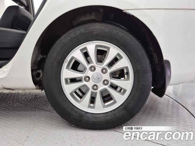 Kia Carens из Кореи Encar
