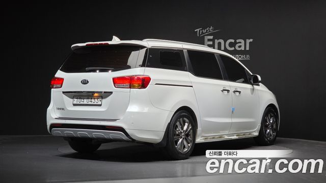 Kia Carnival из Кореи Encar