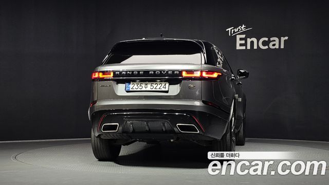 Land Rover Range Rover Velar 3.0 D300 R-Dynamic SE — пробег 117 969 км — фото 4 из 5
